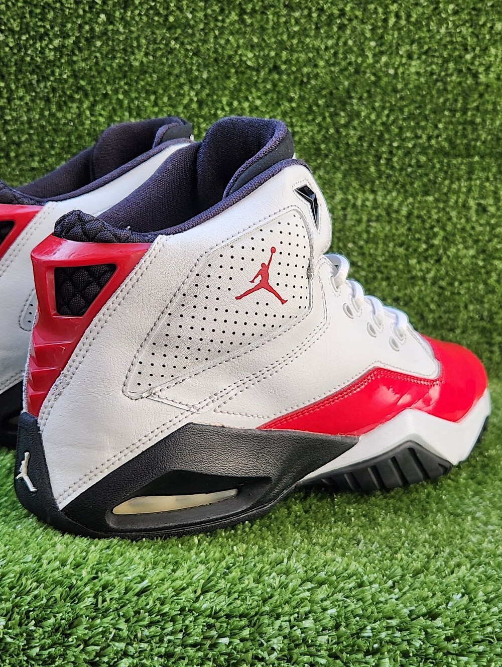 Nike Air Jordan B'Loyal White Gym Red Leather Shoes Sneakers Size 7 Youth 7 Mens - Picture 4 of 16